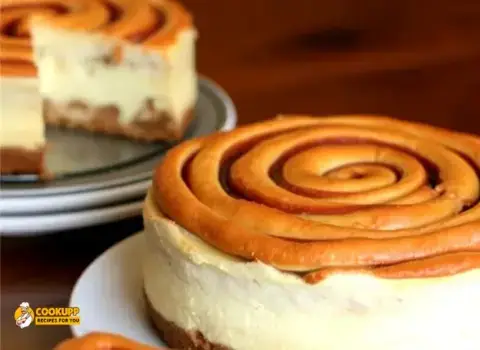 Cinnamon Roll Honeybun Cheesecake