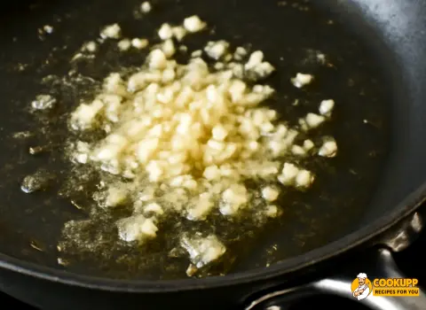 Step 2 Gyu Kaku Garlic Noodles Recipe